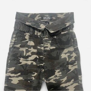🔰 Almost Famous Camo Pants/Belt~Women’s 3~High-Rise~Skinny Fit~Fold Down Waist